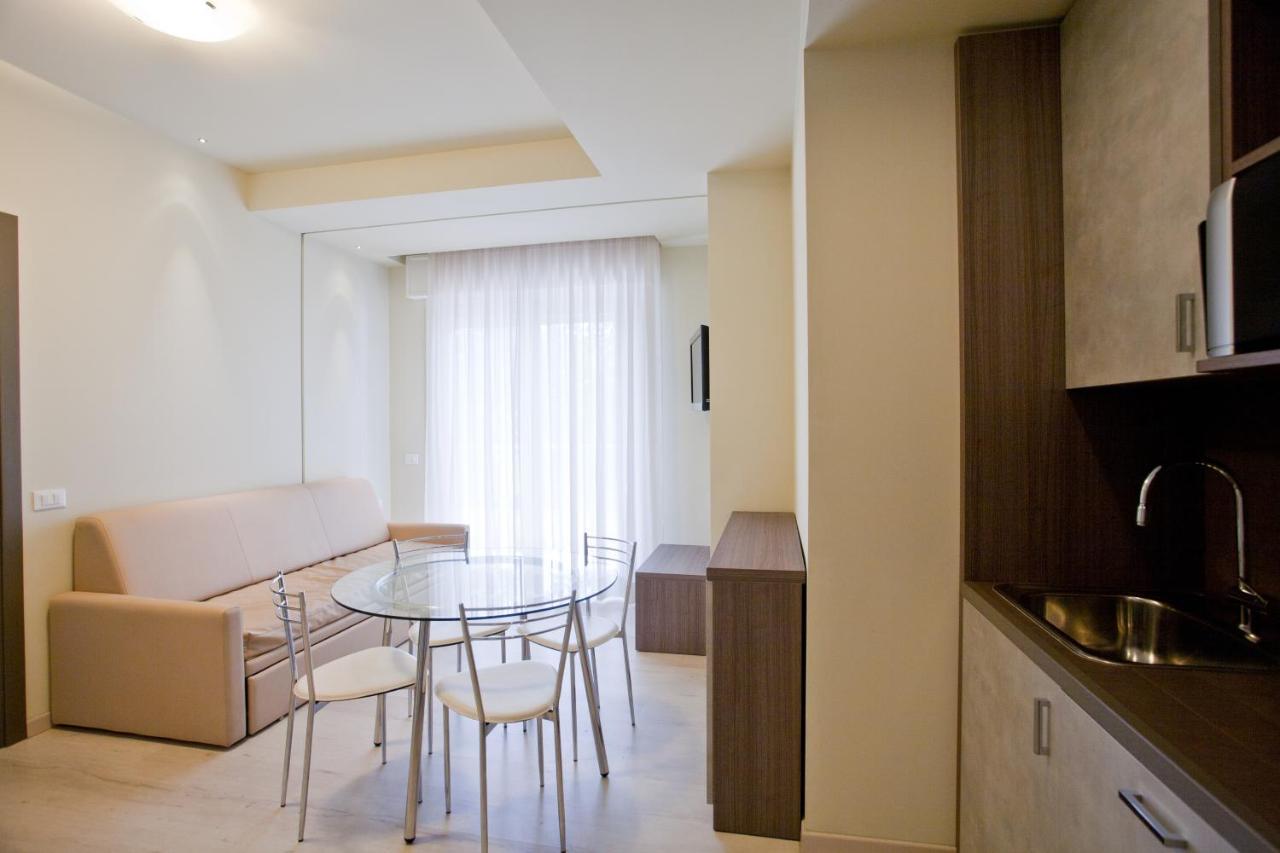 Residence Elisabetta Cesenatico Eksteriør billede